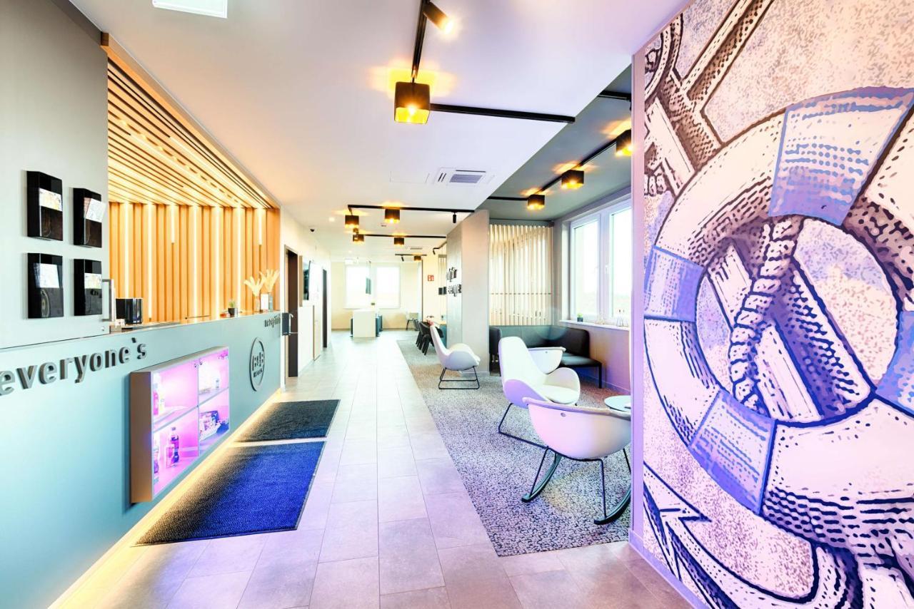 B&B Hotel Емден Екстериор снимка