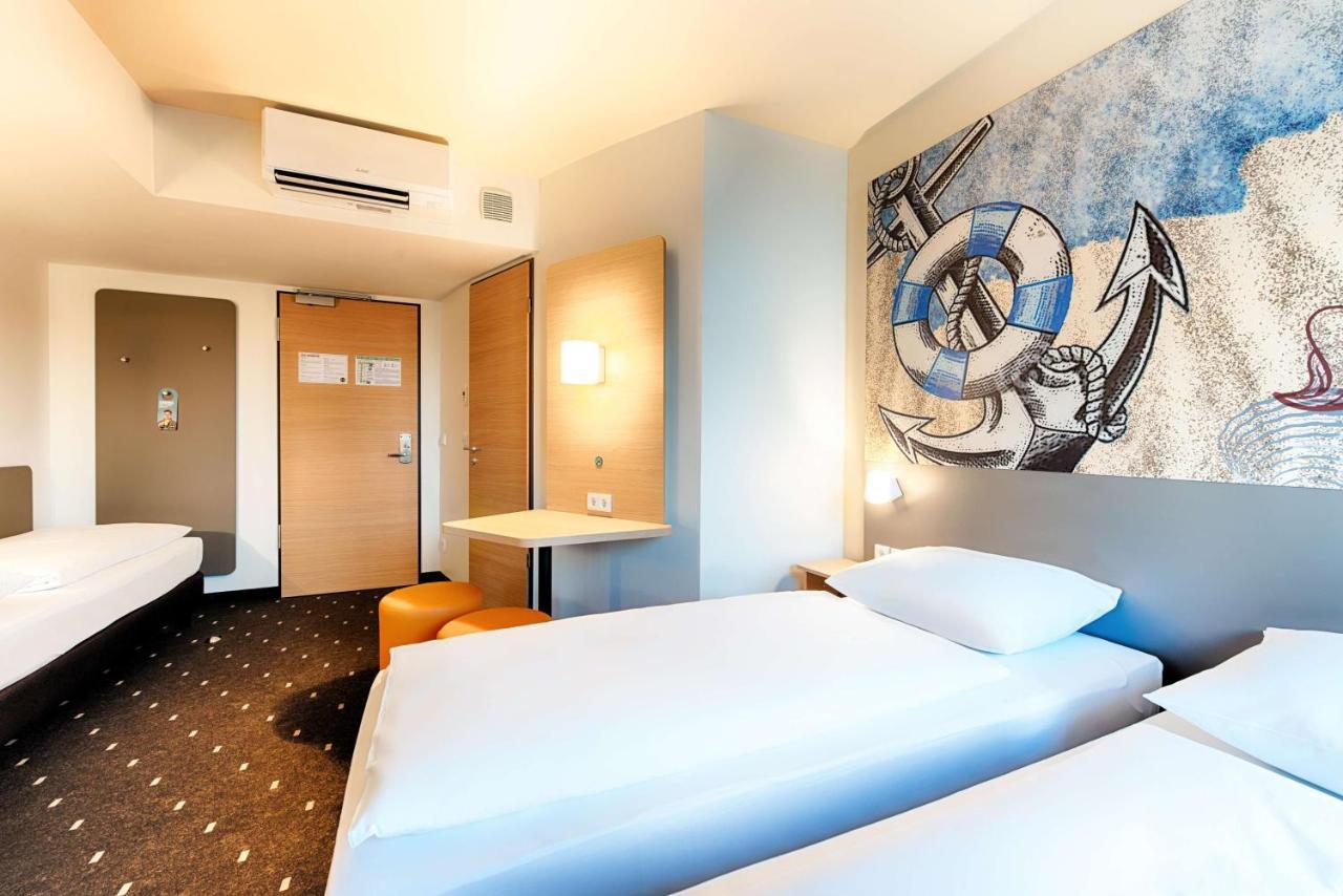 B&B Hotel Емден Екстериор снимка